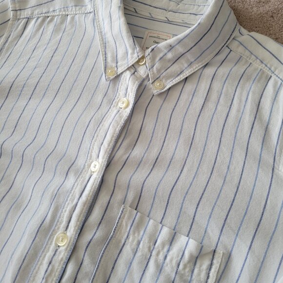 GAP Oxford Striped Button Down Shirt Women's Size XS - Picture 1 of 13